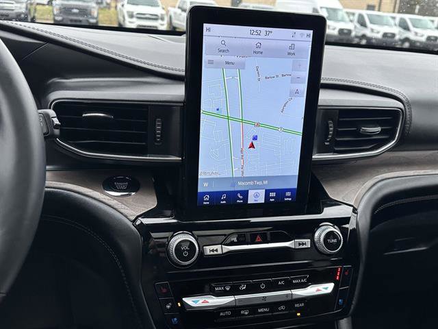 Used 2023 Ford Explorer Platinum w/ Technology Package image 20