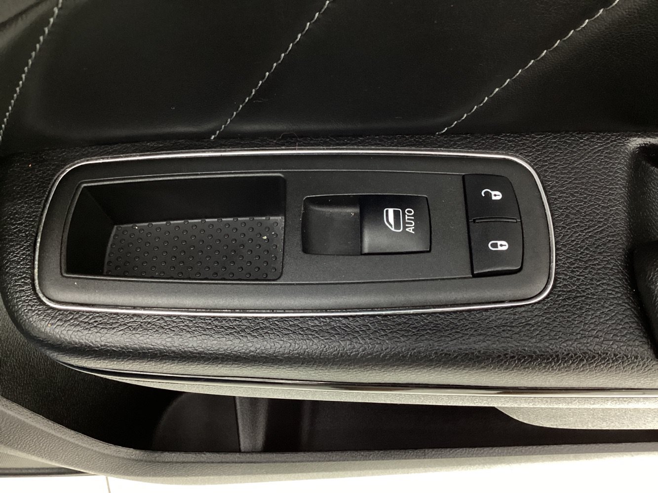 Used 2022 Dodge Charger GT w/ Plus Group RWD image 39