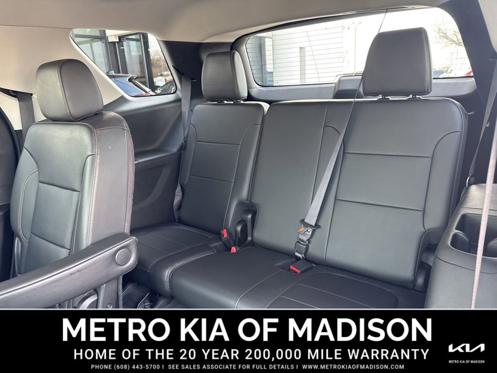 Used 2020 Chevrolet Traverse LT w/ LT Premium Package image 28