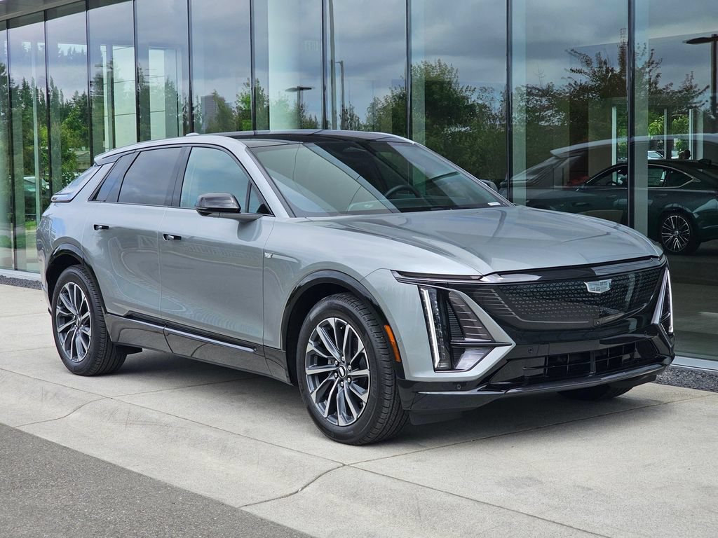 New 2026 Cadillac Lyriq Sport AWD/4WD image 7