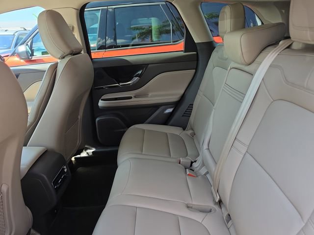 Used 2023 Lincoln Corsair FWD image 8