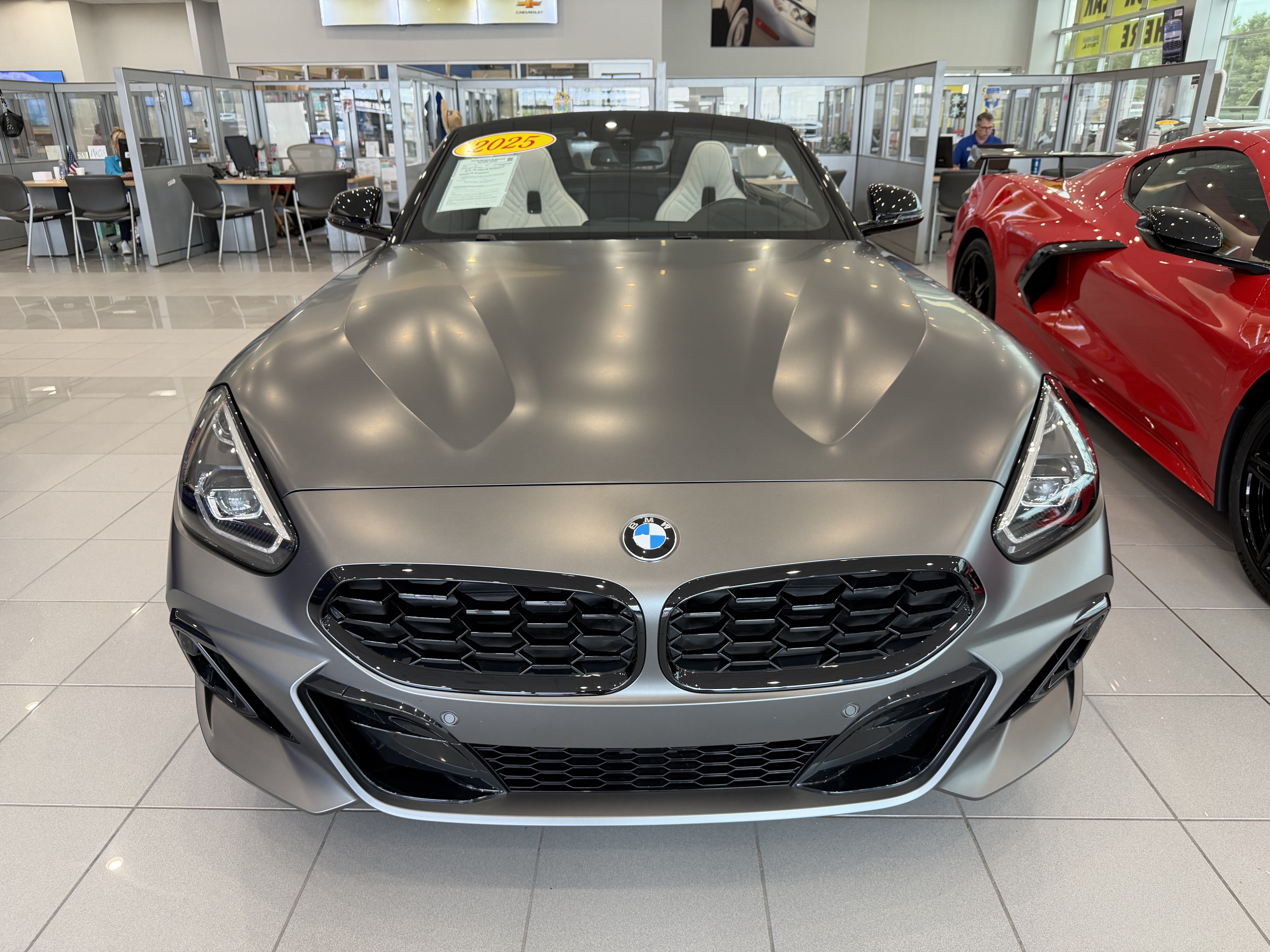 Used 2025 BMW Z4 M40i RWD image 3