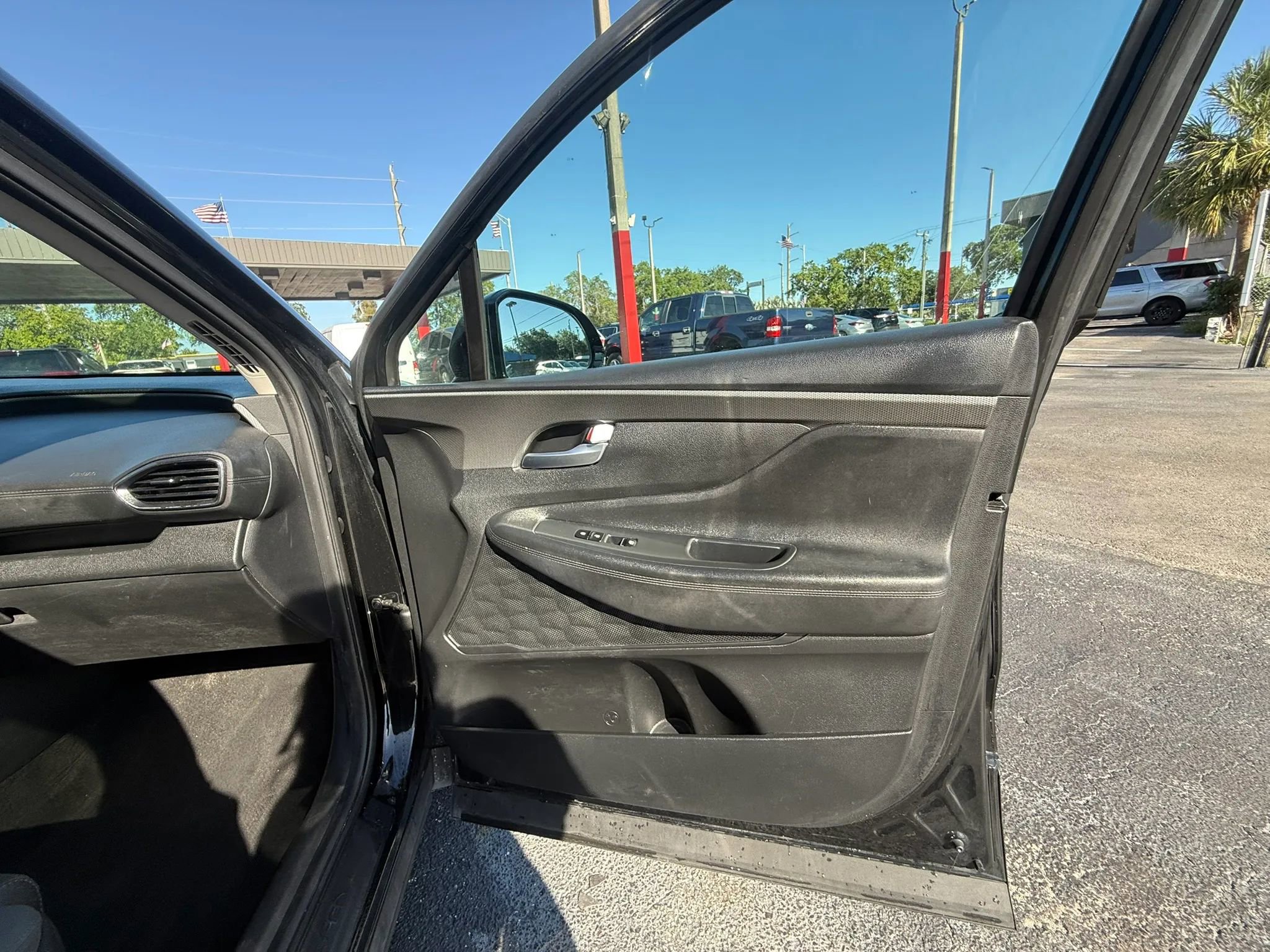 Used 2020 Hyundai Santa Fe SEL FWD image 24