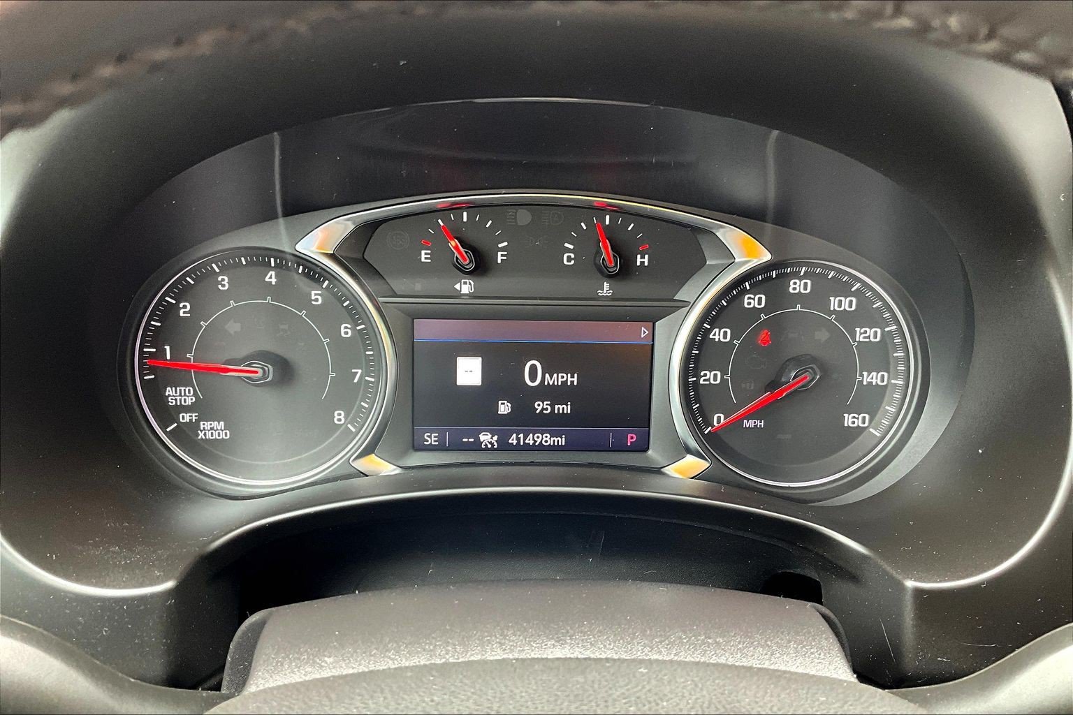 Used 2022 GMC Terrain SLT w/ Infotainment Package II AWD/4WD image 8