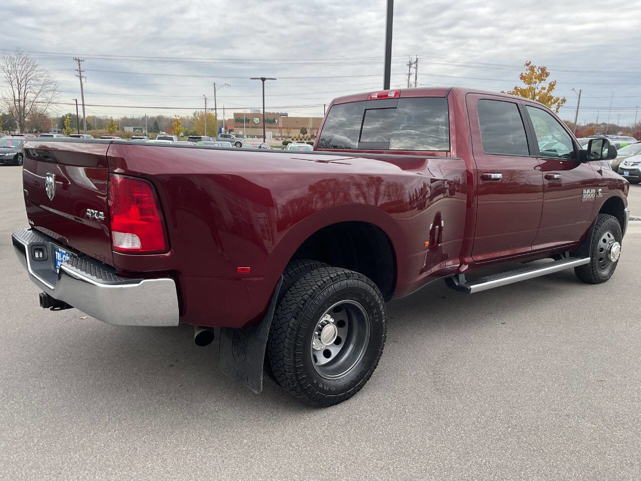 Used 2018 RAM 3500 SLT image 7