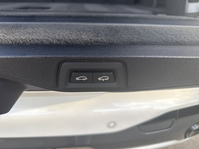 Certified 2023 BMW X7 xDrive40i w/ M Sport Package image 38