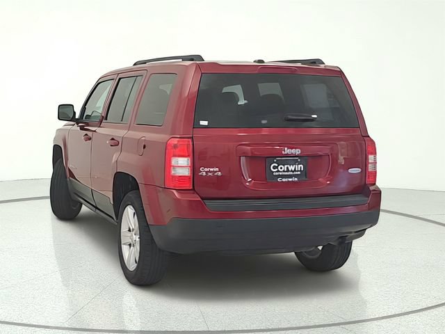 Used 2016 Jeep Patriot Latitude AWD/4WD image 4