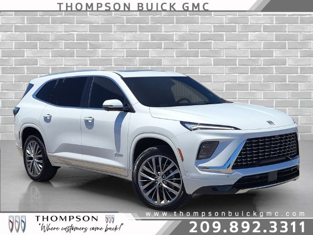 New 2026 Buick Enclave Avenir w/ Super Cruise Package AWD/4WD image 1