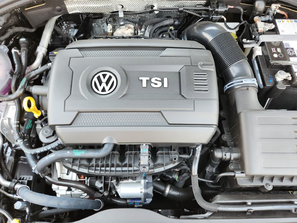 New 2026 Volkswagen Jetta GLI Autobahn FWD image 19