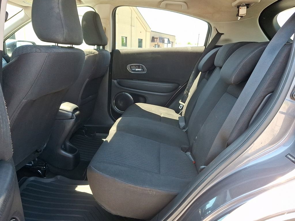 Used 2016 Honda HR-V EX image 10