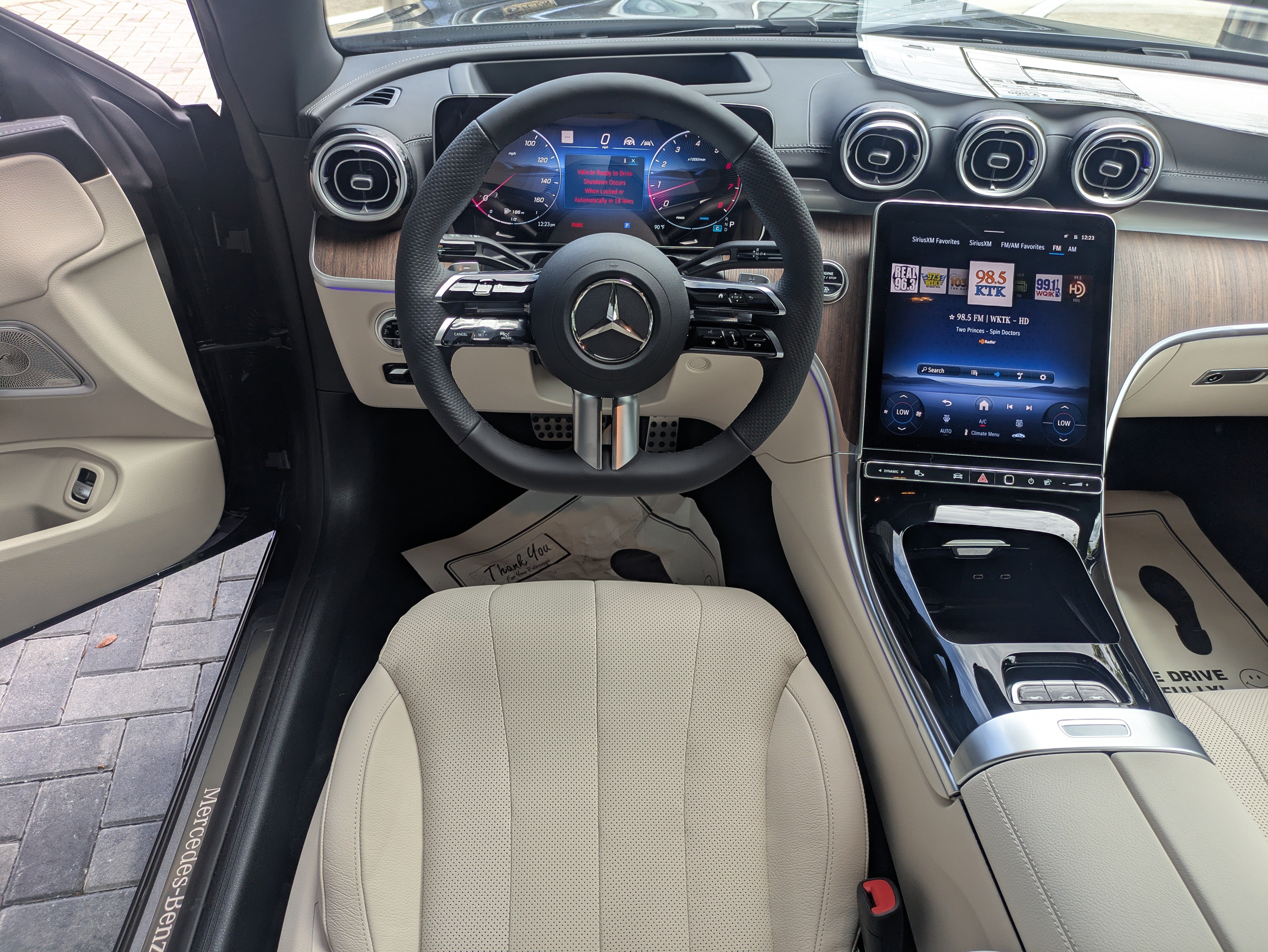 New 2027 Mercedes-Benz CLE 450 4MATIC Cabriolet image 14