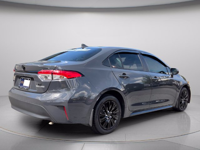 Used 2025 Toyota Corolla LE FWD image 7