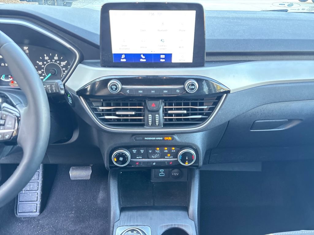 Certified 2022 Ford Escape SE w/ Cold Weather Package image 22