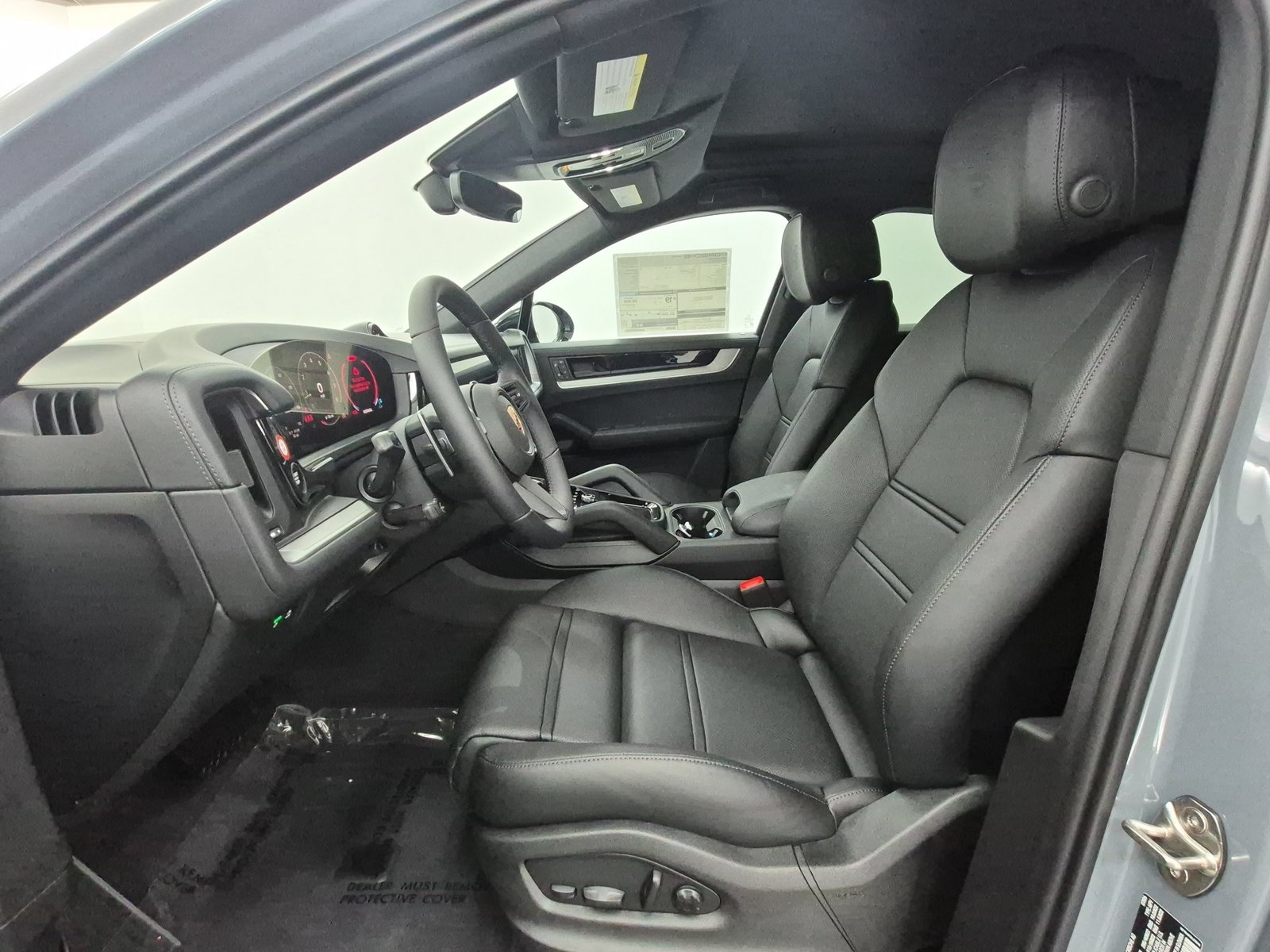 New 2026 Porsche Cayenne Coupe AWD/4WD image 5