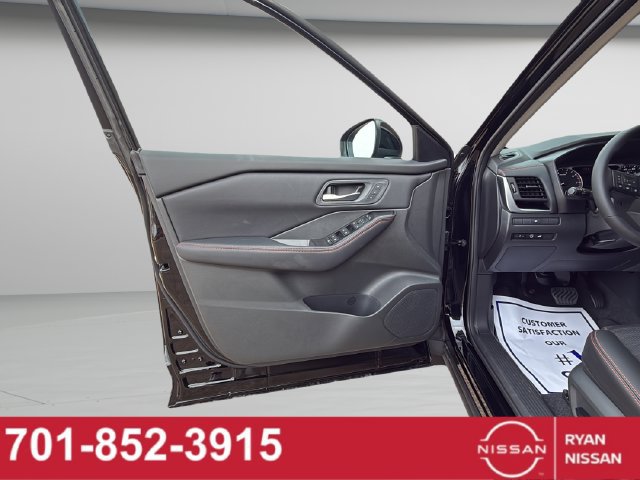 New 2026 Nissan Rogue SV AWD/4WD image 19