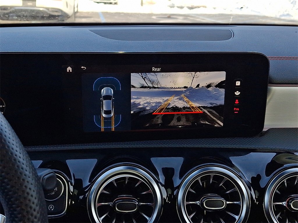 Used 2024 Mercedes-Benz CLA 250 4MATIC image 4