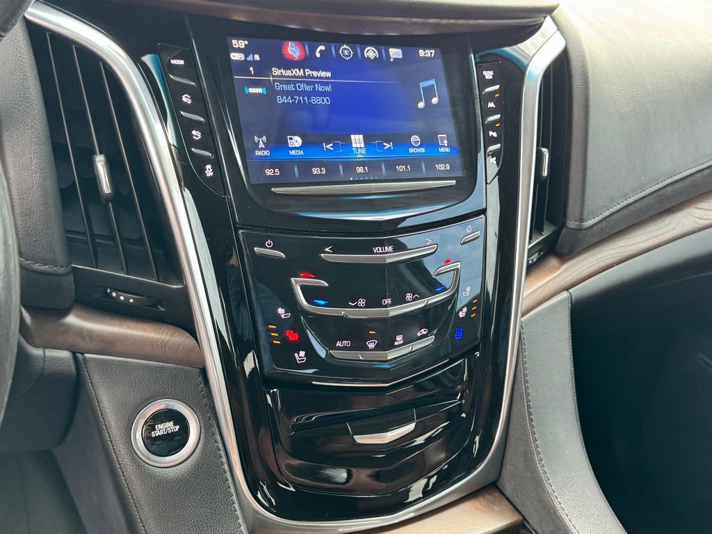 Used 2019 Cadillac Escalade Luxury AWD/4WD image 30
