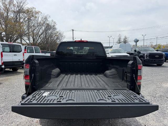 Used 2024 Nissan Frontier S w/ S Utility Package RWD image 4