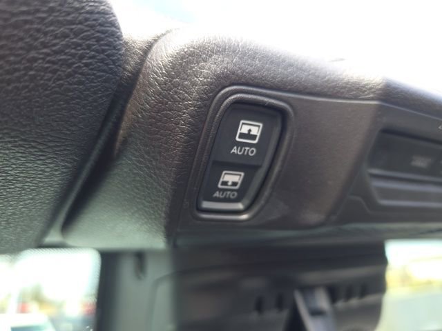 Used 2025 Jeep Wrangler Sahara 4xe w/ Safety Group image 33