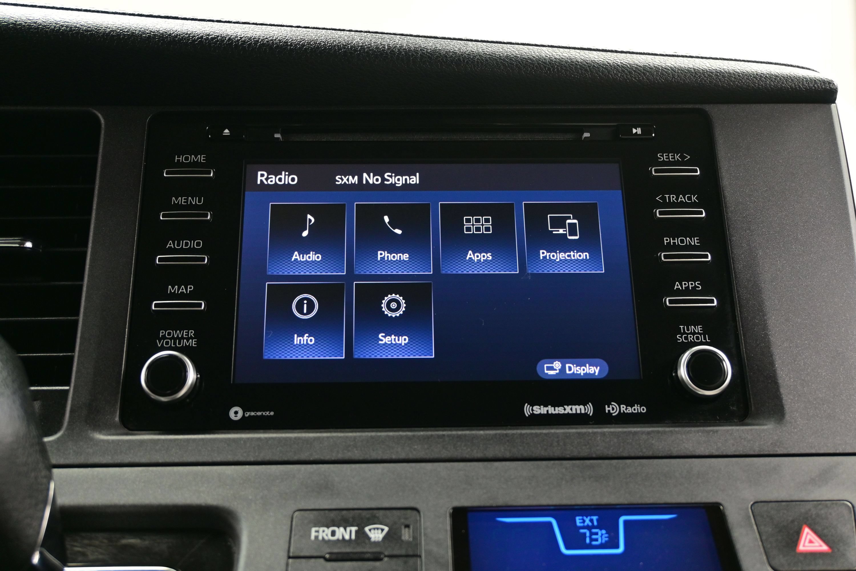 Used 2020 Toyota Sienna XLE FWD image 18