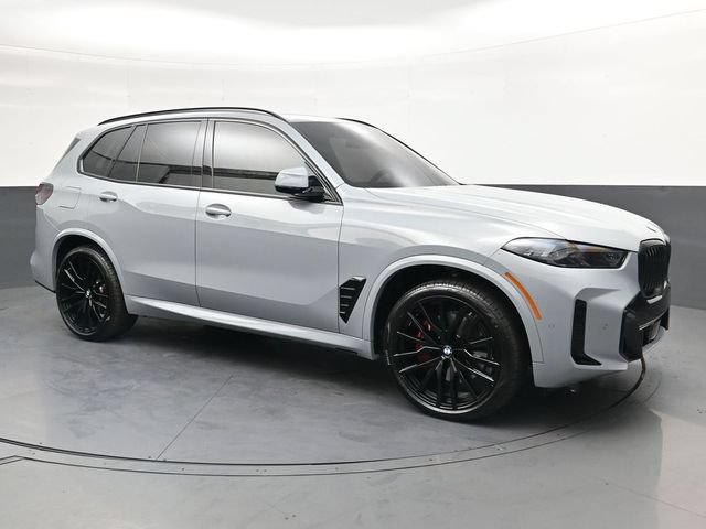 Used 2026 BMW X5 xDrive40i w/ M Sport Package AWD/4WD image 2