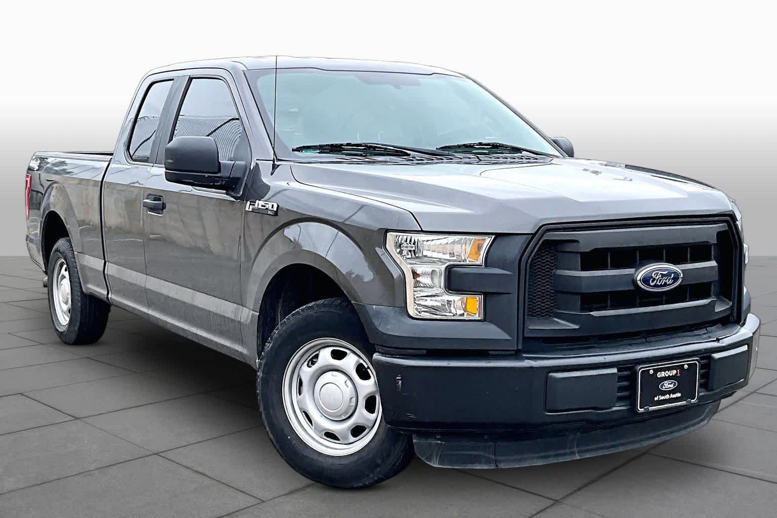 Used 2015 Ford F150 XL w/ Equipment Group 101A Mid RWD image 3