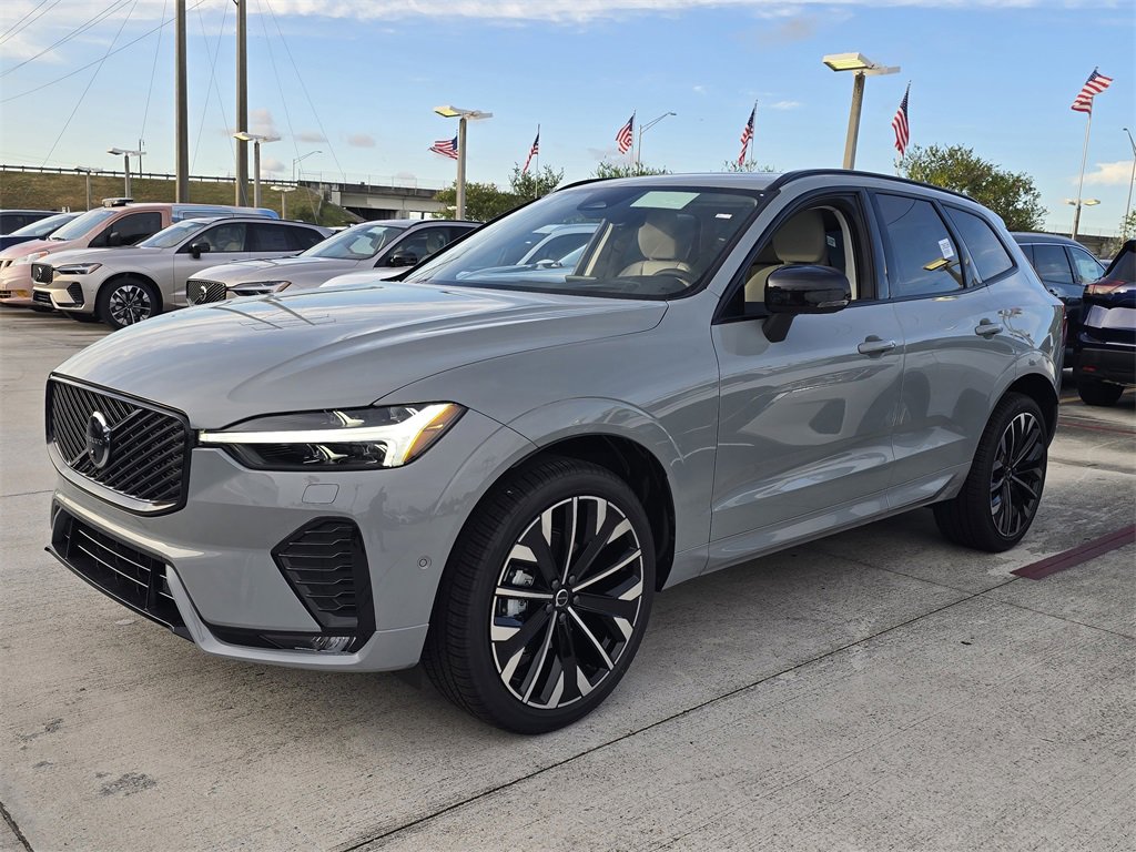 New 2026 Volvo XC60 B5 Ultra w/ Protection Package Premier image 3