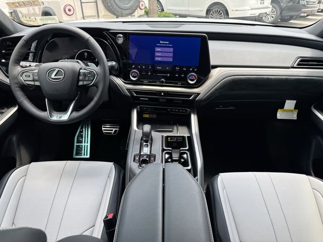 New 2026 Lexus TX 500h AWD image 31