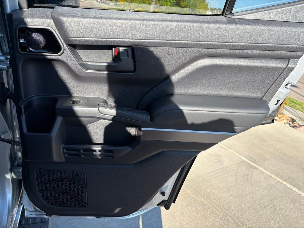Used 2025 Toyota 4Runner TRD Off-Road Premium image 32
