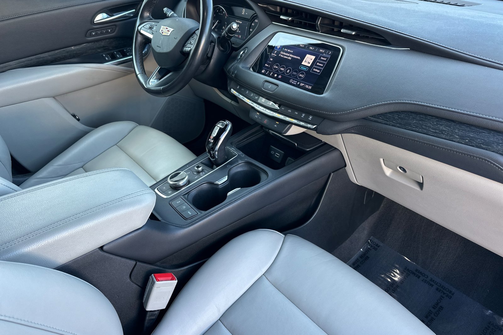 Certified 2023 Cadillac XT4 Premium Luxury image 16