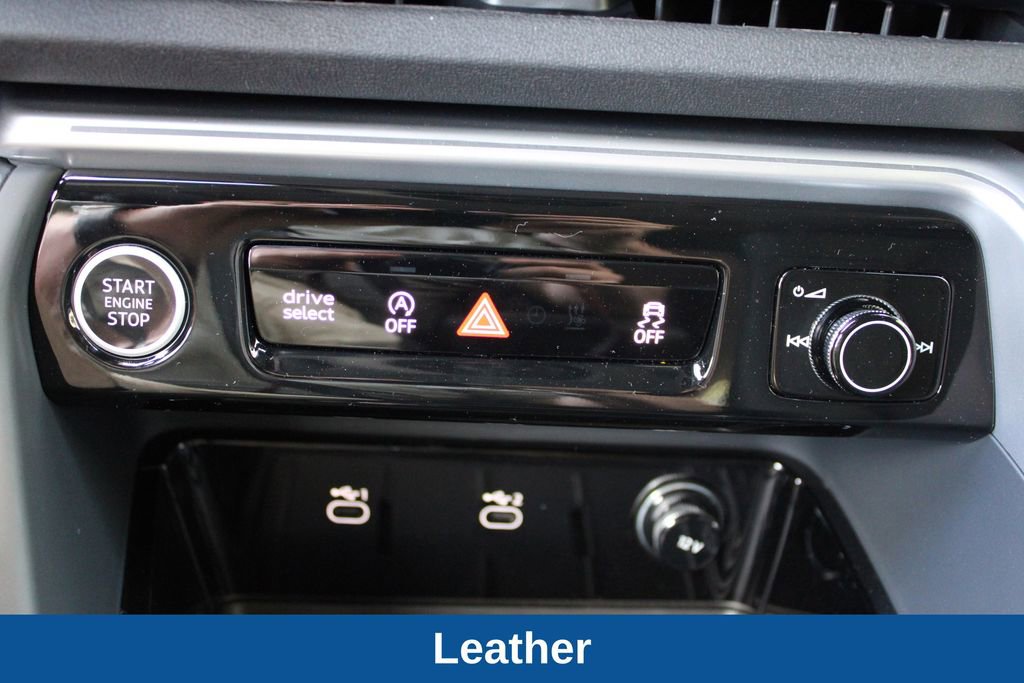 Certified 2025 Audi Q5 Premium Plus w/ Premium Plus image 21