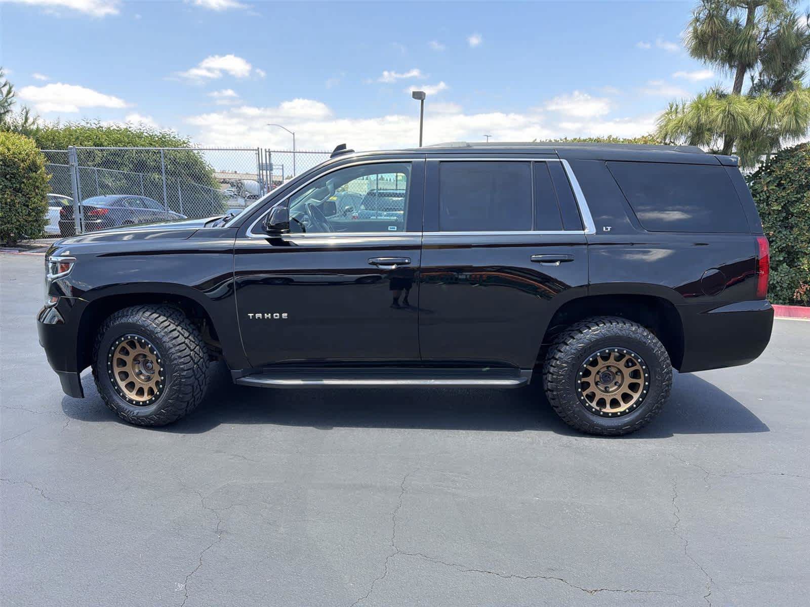 Used 2019 Chevrolet Tahoe LT AWD/4WD image 3