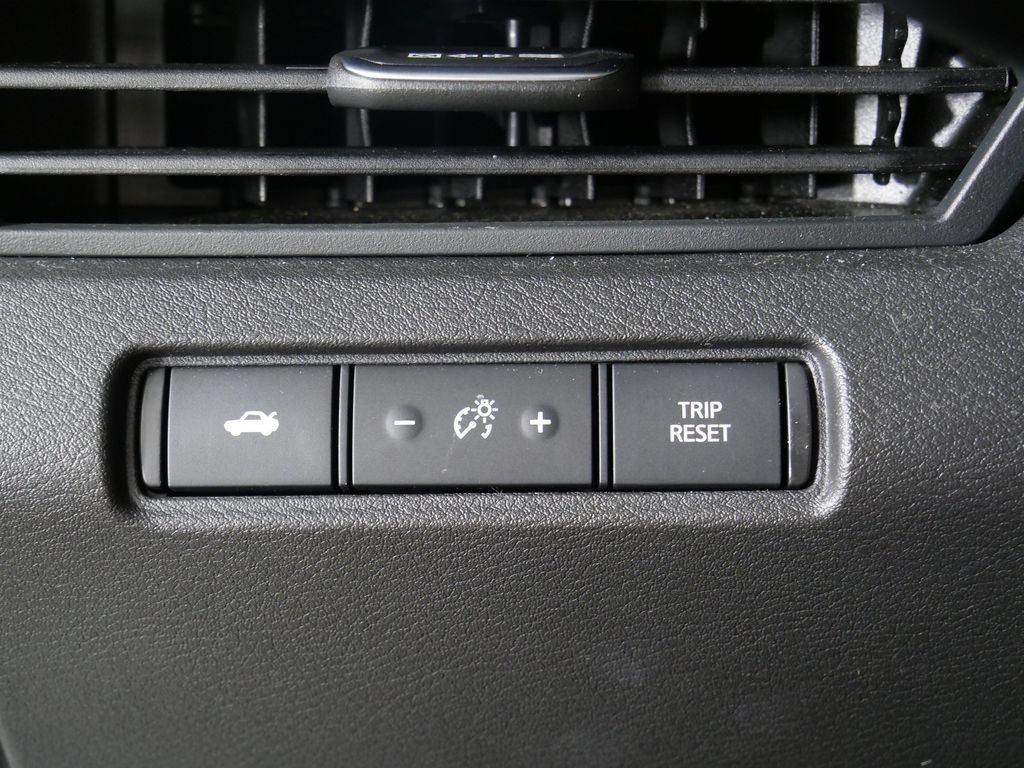 Used 2025 Nissan Altima 2.5 SR AWD/4WD image 24