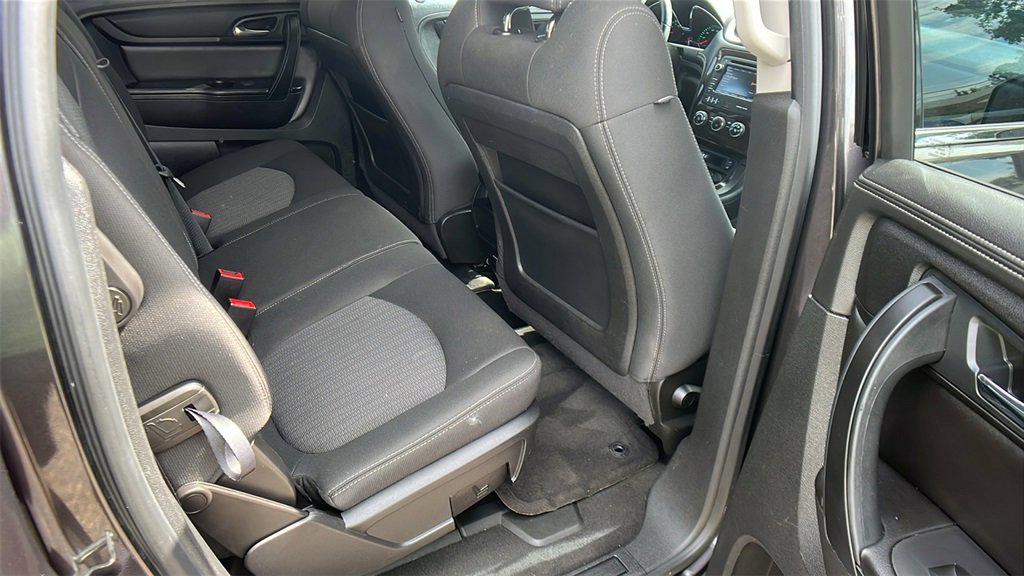 Used 2016 Chevrolet Traverse LT w/ Style and Technology Package image 19