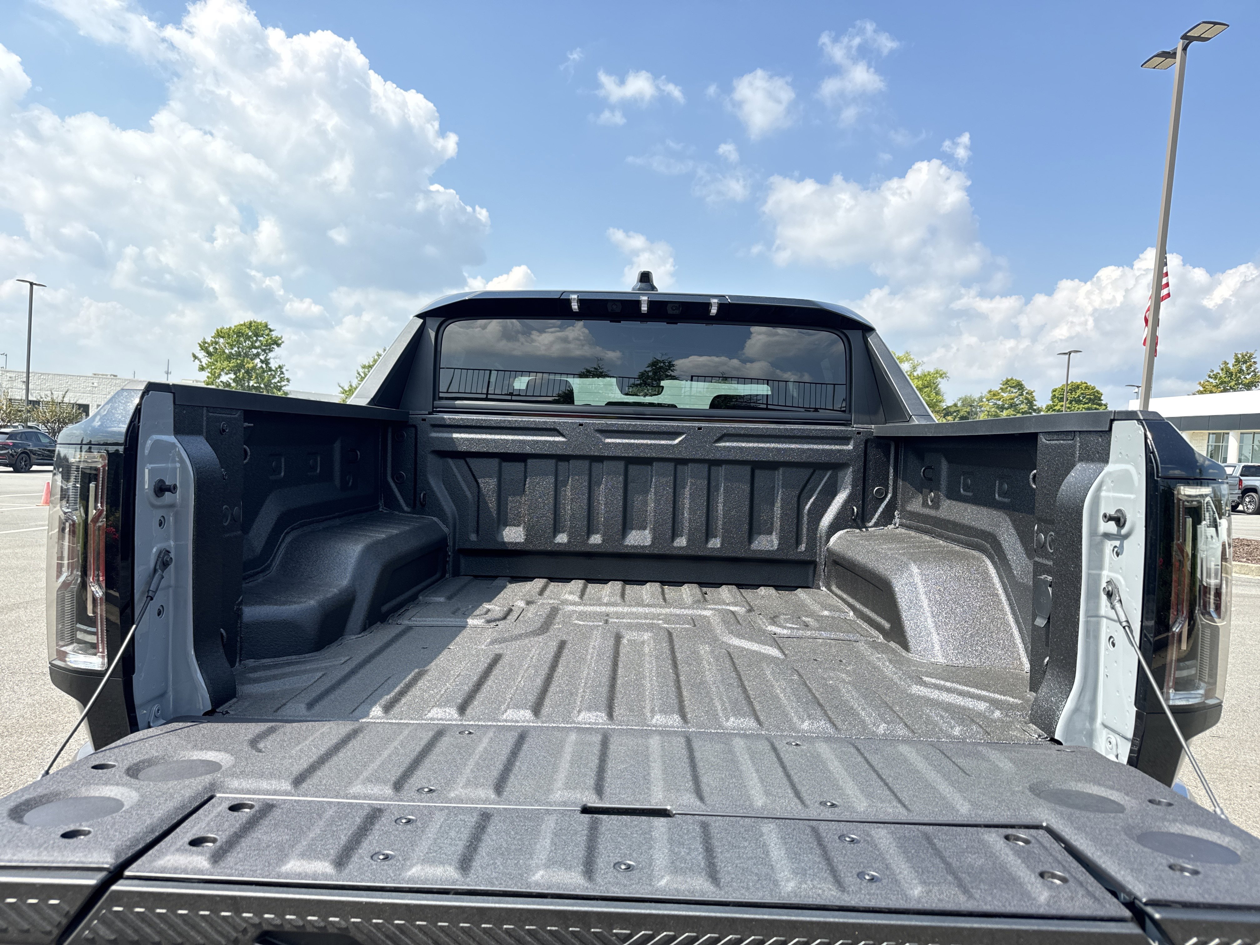 New 2026 GMC Hummer EV 4x4 Crew Cab image 35