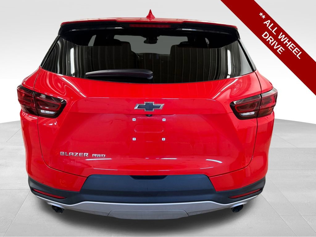 Used 2023 Chevrolet Blazer LT w/ Driver Confidence Package image 4