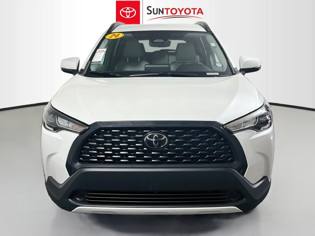 Used 2024 Toyota Corolla Cross LE AWD/4WD image 10