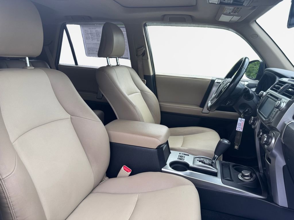 Used 2014 Toyota 4Runner SR5 Premium AWD/4WD image 26