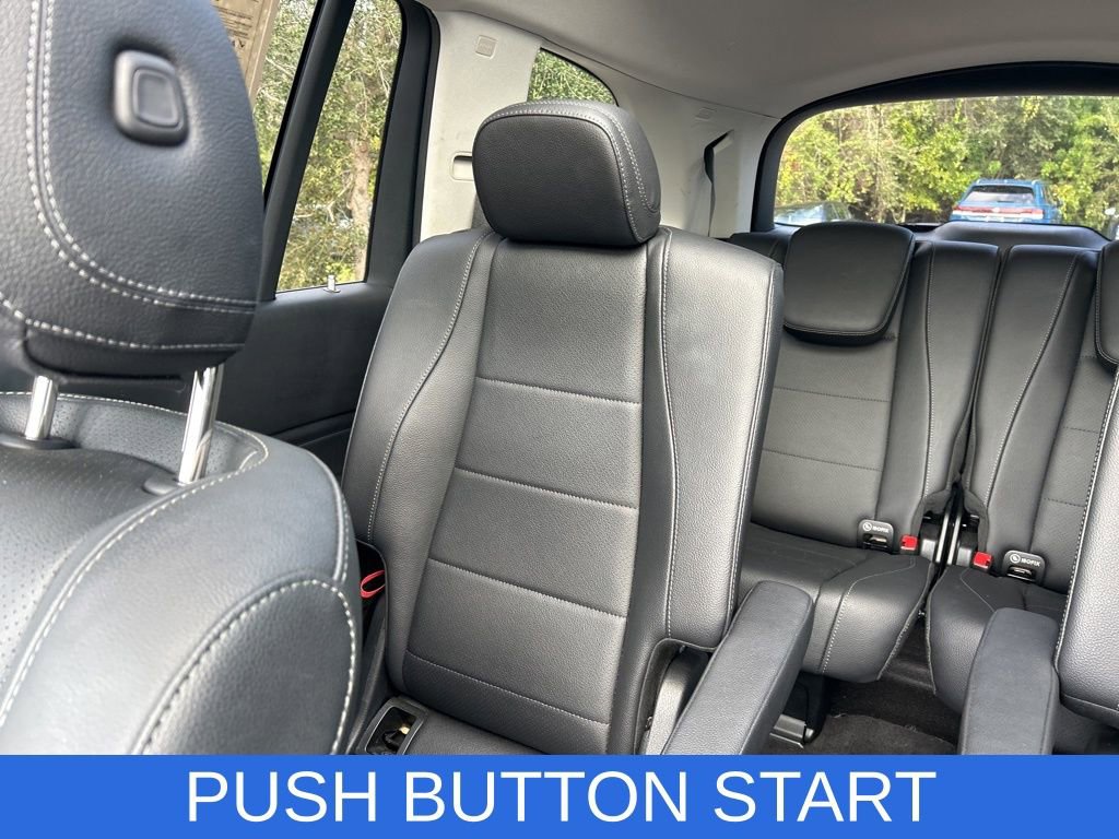 Used 2023 Mercedes-Benz GLS 450 4MATIC image 12