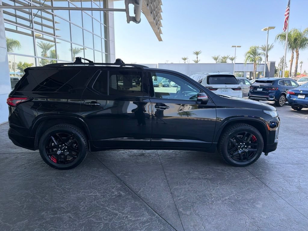 Used 2023 Chevrolet Traverse Premier w/ Redline Edition FWD image 3