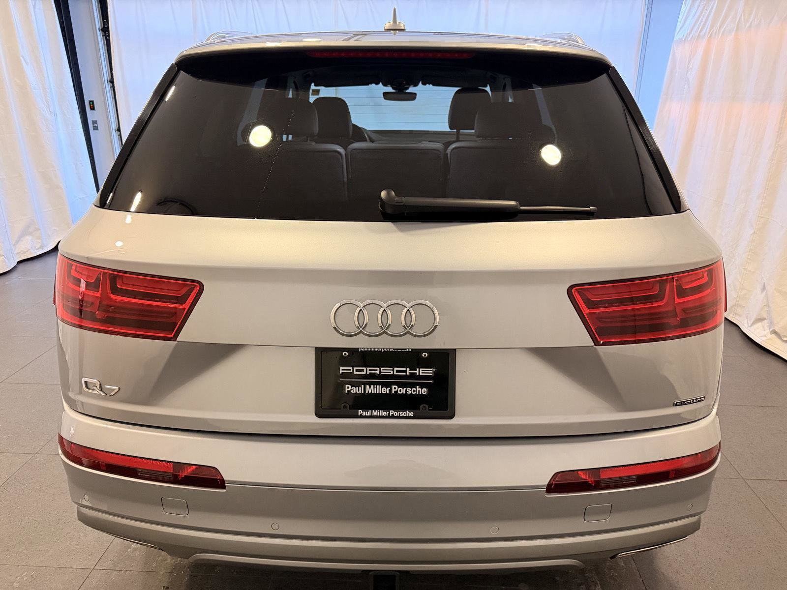Used 2019 Audi Q7 2.0T Premium w/ Cold Weather Package image 8