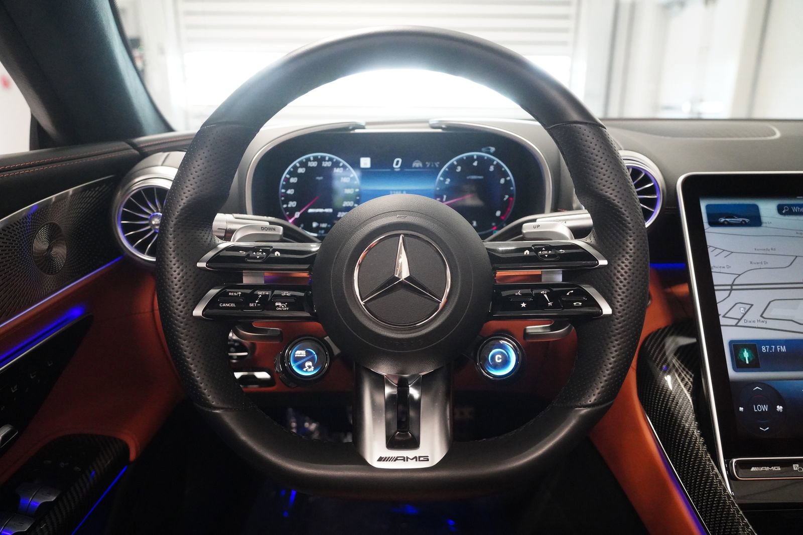 Used 2022 Mercedes-Benz SL 63 AMG 4MATIC image 18