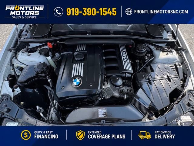 Used 2011 BMW 328i xDrive Sedan AWD/4WD image 3