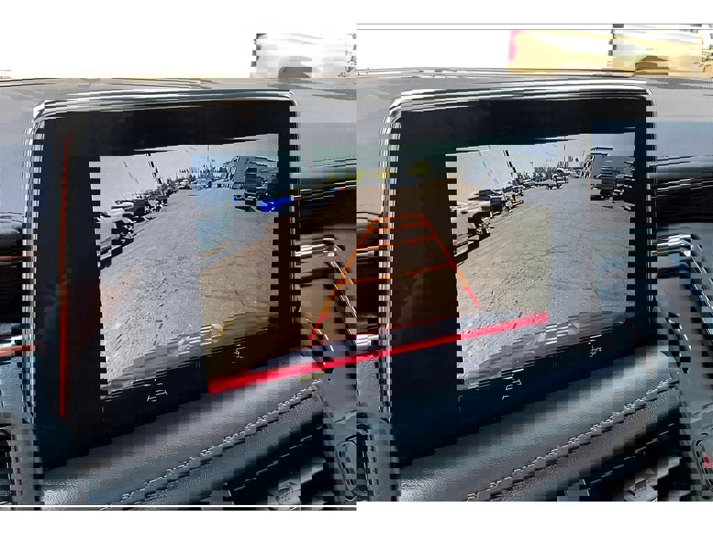 Used 2022 Chevrolet Tahoe Z71 AWD/4WD image 21