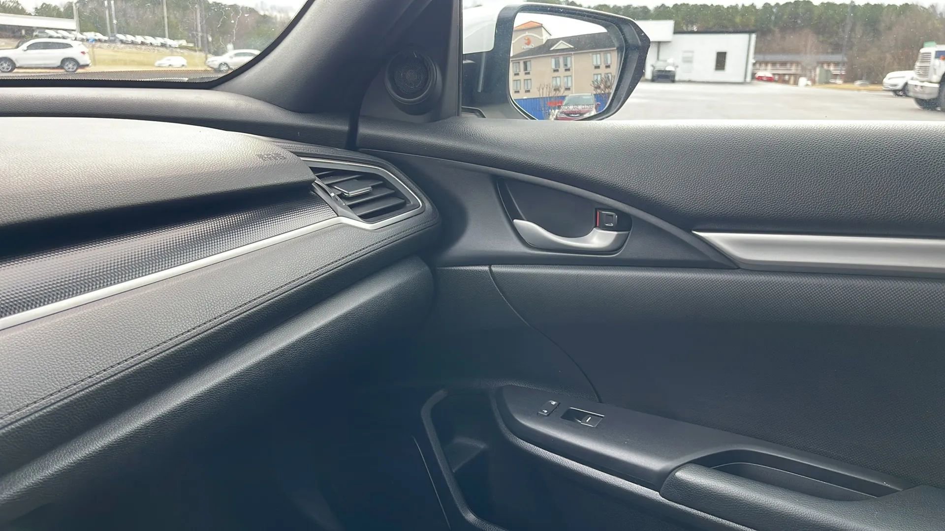 Used 2020 Honda Civic Sport image 26