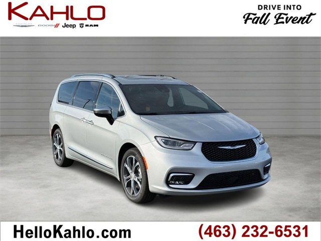 New 2026 Chrysler Pacifica Pinnacle w/ Trailer Tow Group image 1