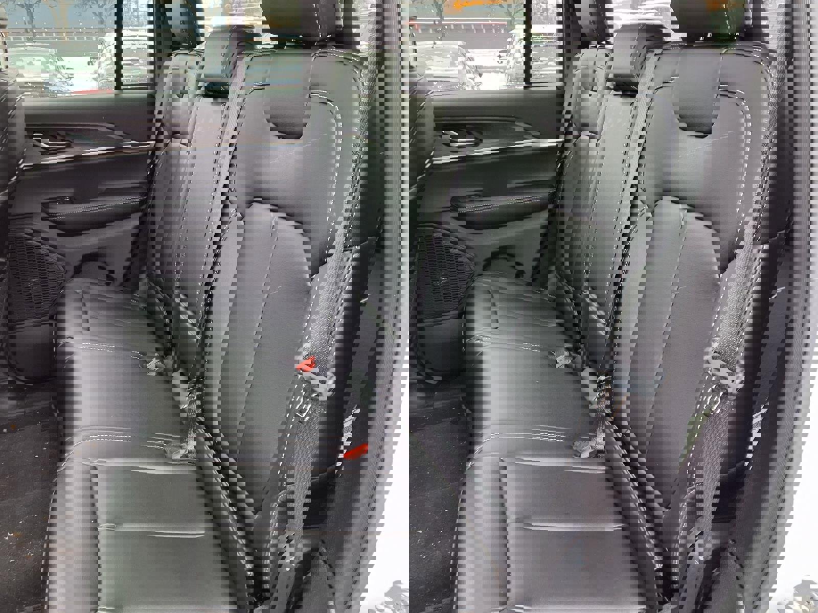 Used 2025 Jeep Grand Cherokee Limited image 8