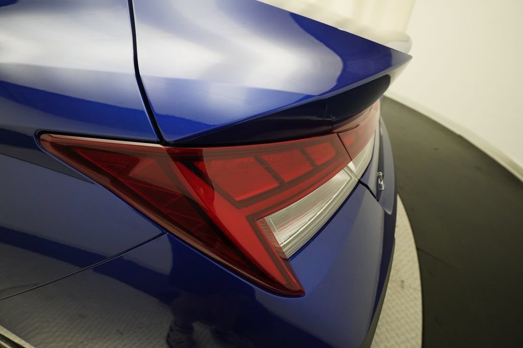 Used 2024 Hyundai Elantra Limited FWD image 31