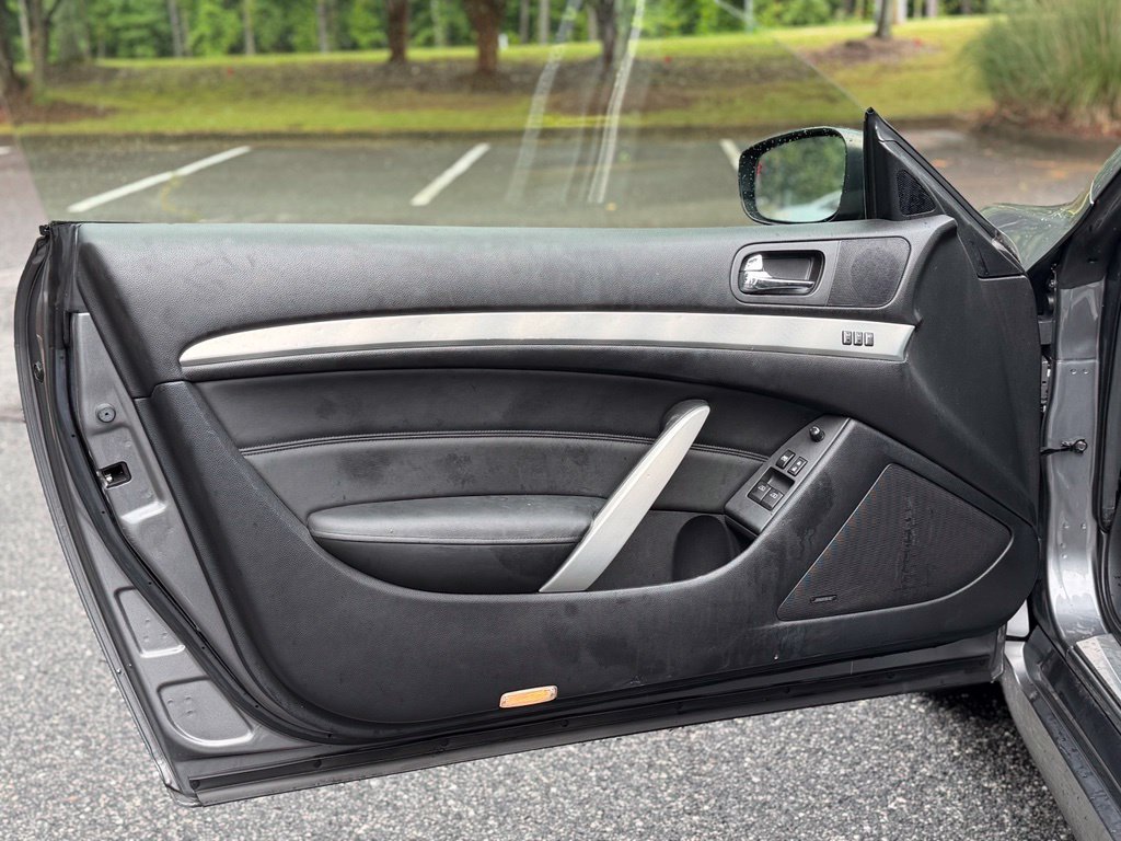 Used 2015 INFINITI Q60 AWD Coupe w/ Premium Package image 9