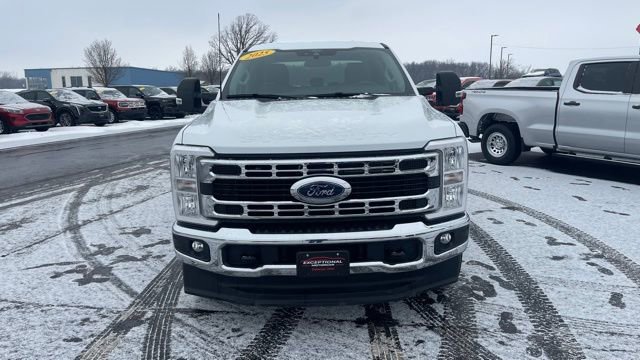 Used 2025 Ford F250 XLT w/ FX4 Off-Road Package image 9